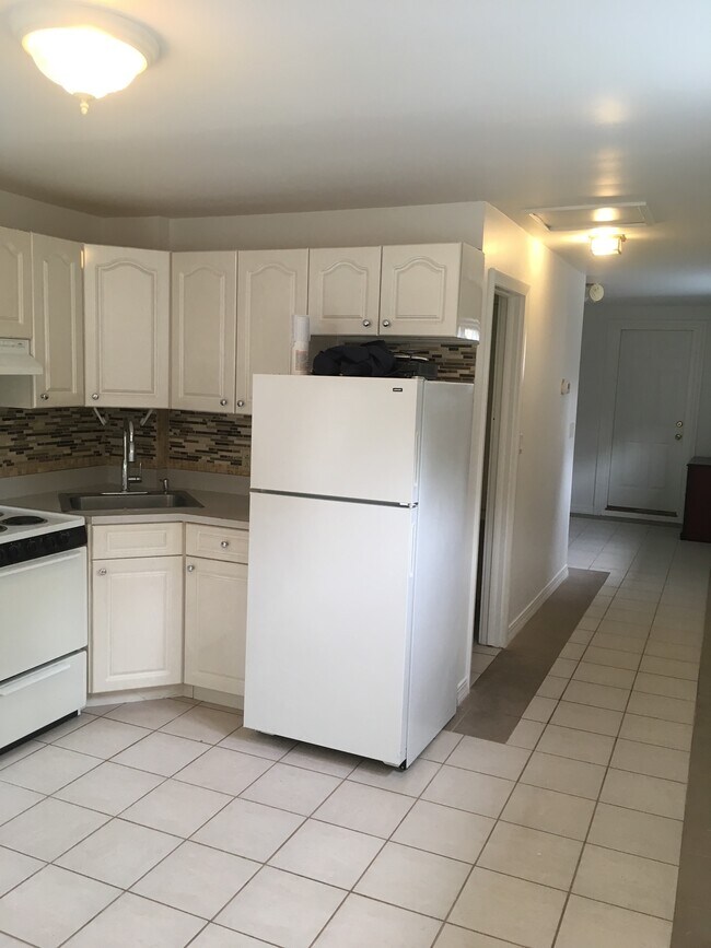 Building Photo - 166 Blackwood Ln