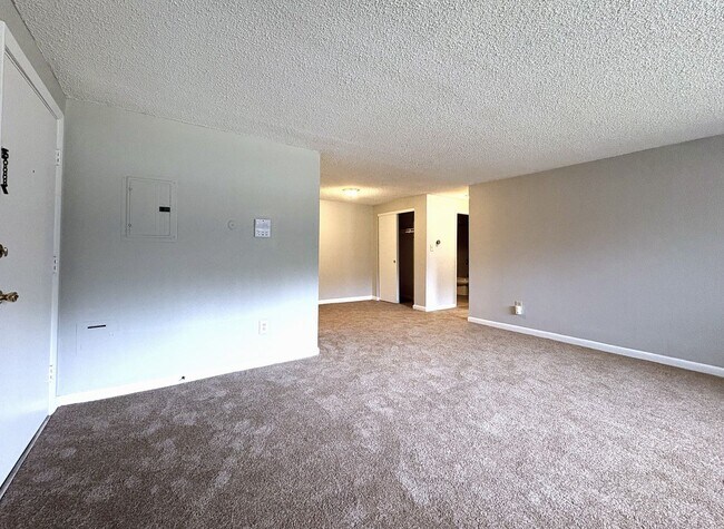 Foto del edificio - 345 Pawtucket Blvd