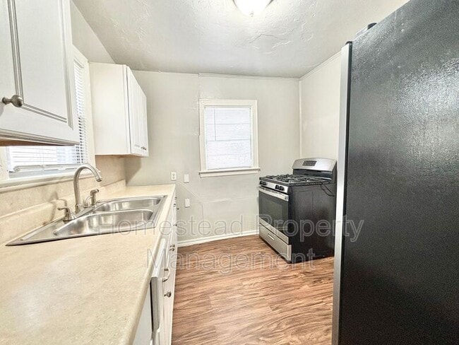 Photo - 1709 N Page Ave House