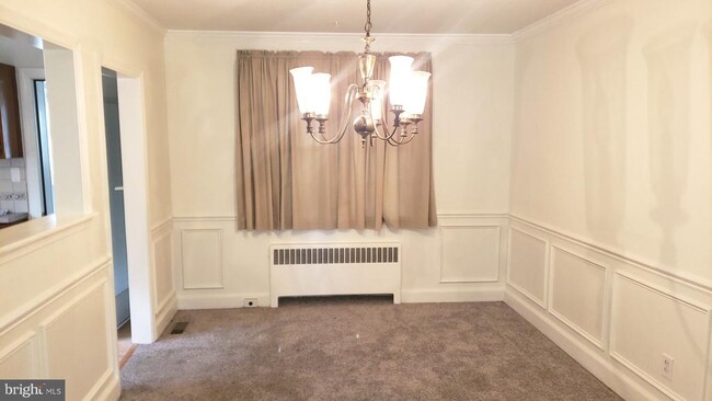 Foto del edificio - 1702 Elm St