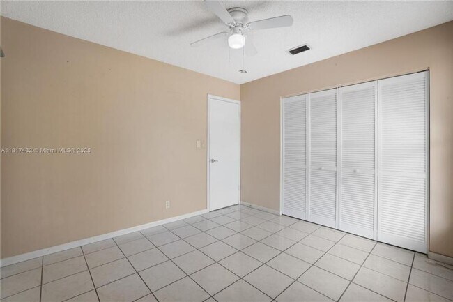 Foto del edificio - 3 bedroom in Hollywood FL 33020