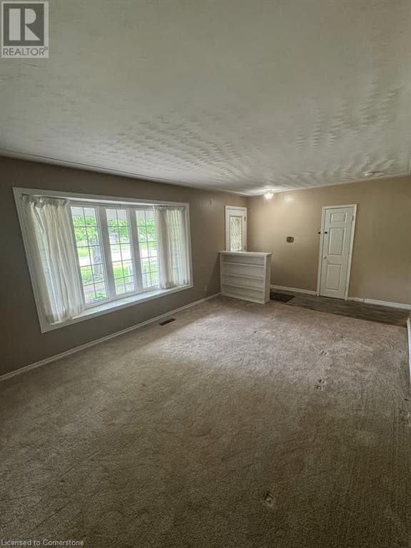 Building Photo - 370 Greenbrook Dr