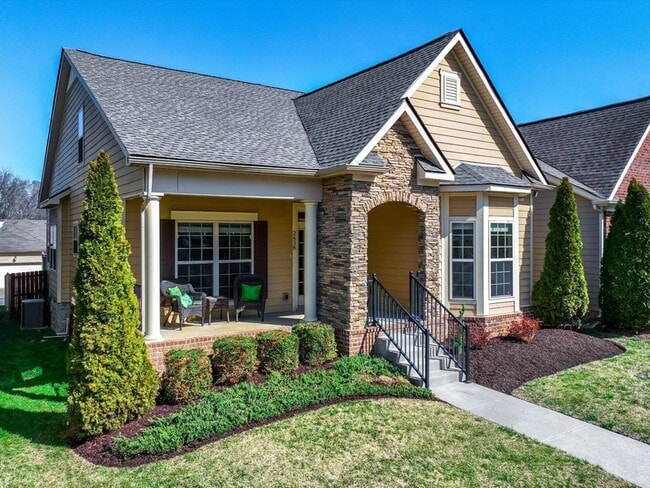 Building Photo - 2438 Arden Village Dr