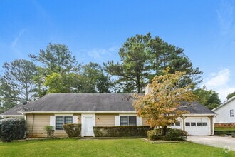 Building Photo - 613 Almand Branch Rd SE