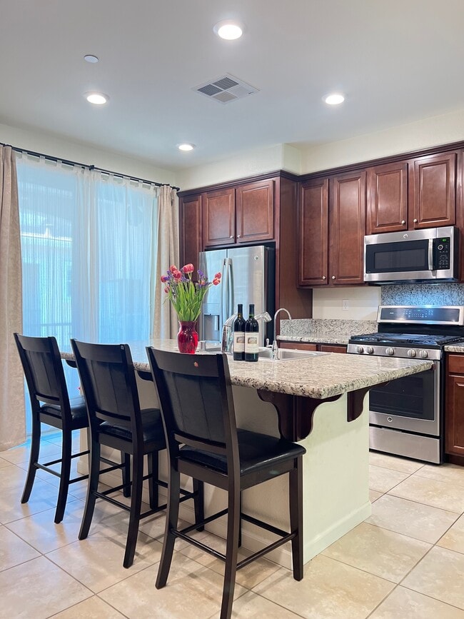 Building Photo - 226 Rosarno Ct
