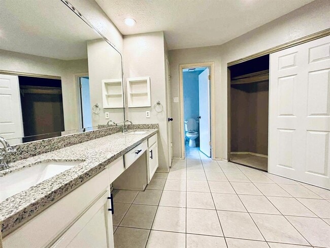 Building Photo - 8506 Opalwood Ct
