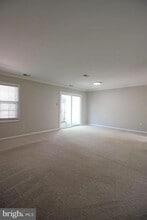 Building Photo - 6530 Yadkin Ct