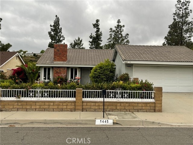 Building Photo - 1445 Meadow Glen Rd