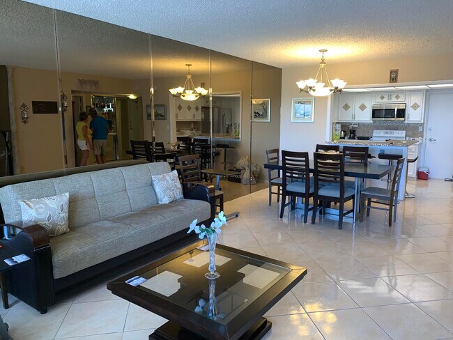 Foto del edificio - 3750 Galt Ocean Dr