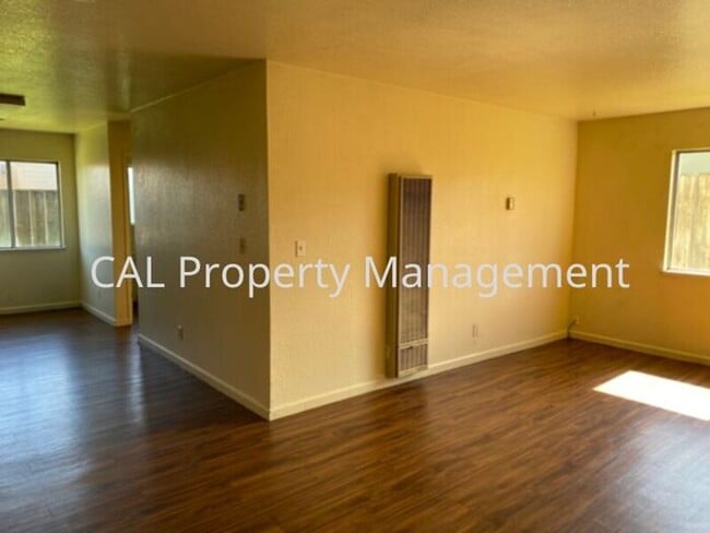Building Photo - One bedroom apartment in King City, CA!
