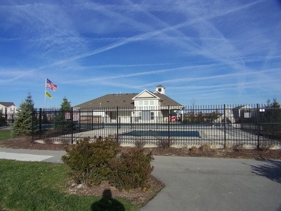 Building Photo - 898 Stonehurst Dr