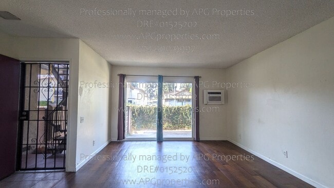 Foto del edificio - 1850 W Greenleaf Ave