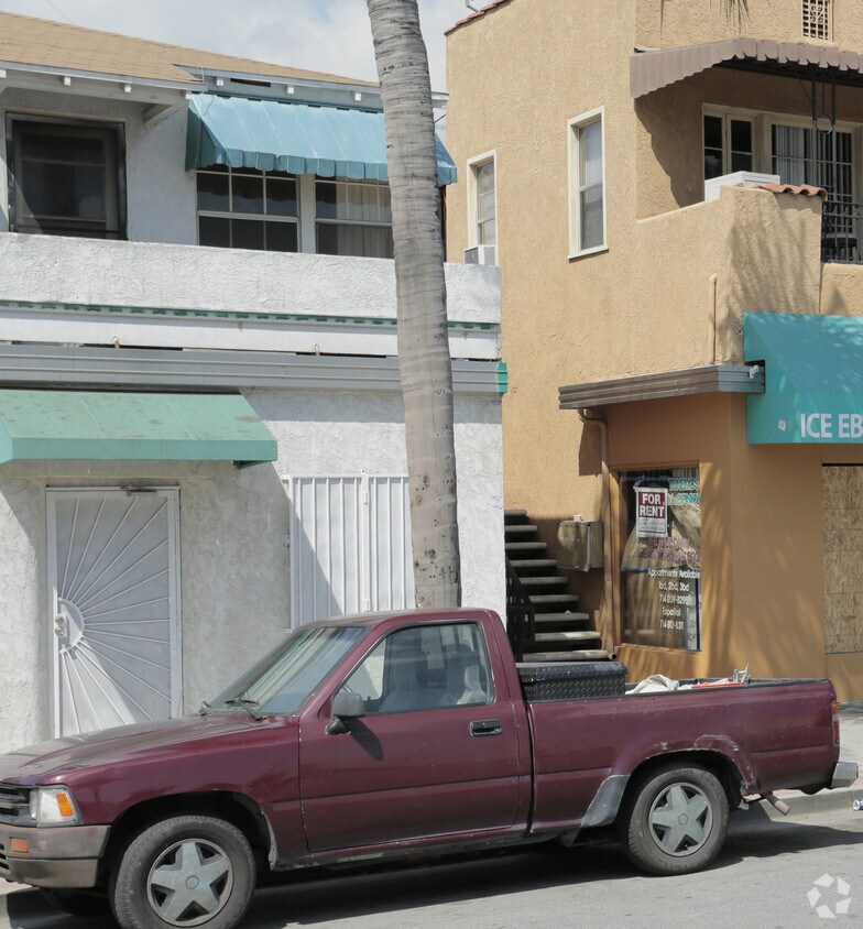 Building Photo - 2341 Pacific Ave