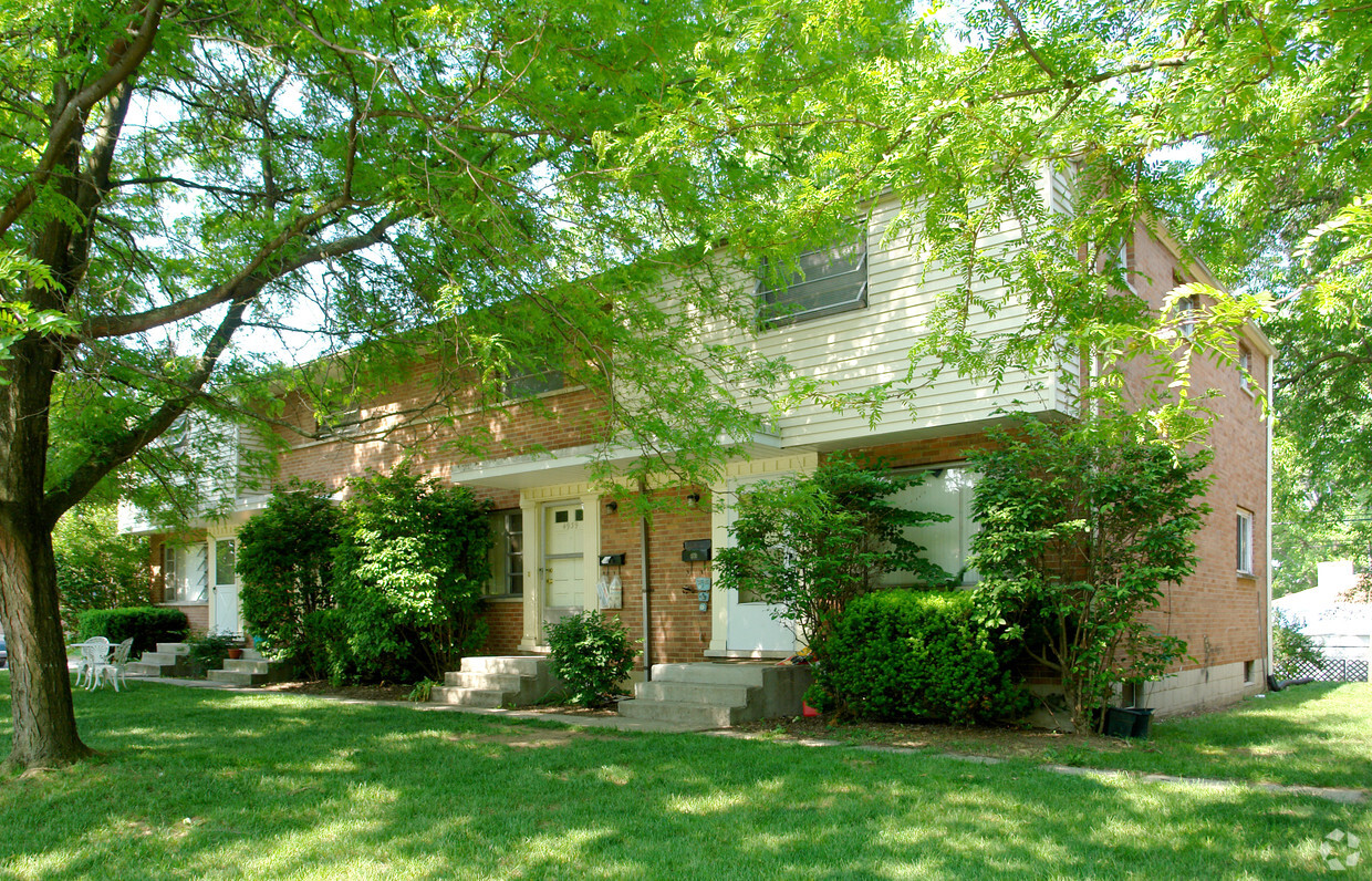 Foto principal - 4935-4941 Fairway Ct