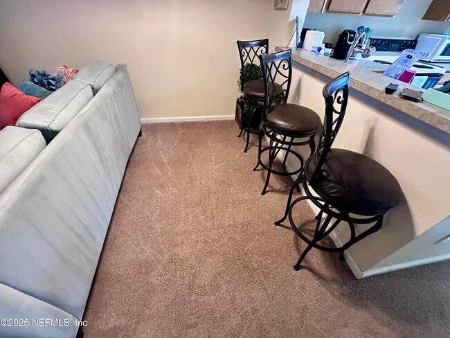 Foto del edificio - 12311 Kensington Lakes Dr