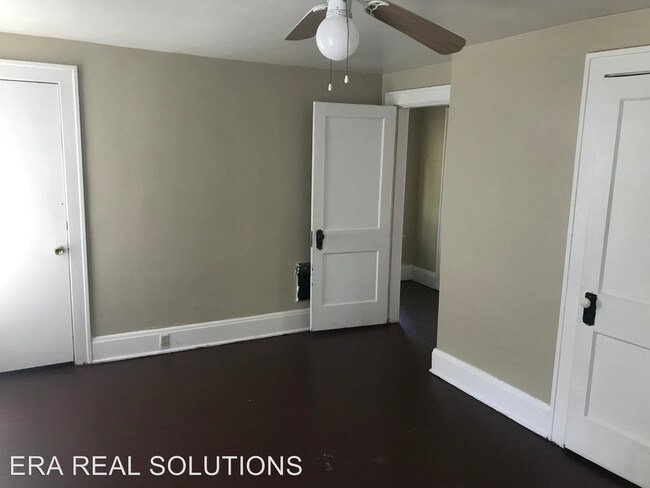 Building Photo - 2 br, 1 bath House - 1566 Myrtle Ave.