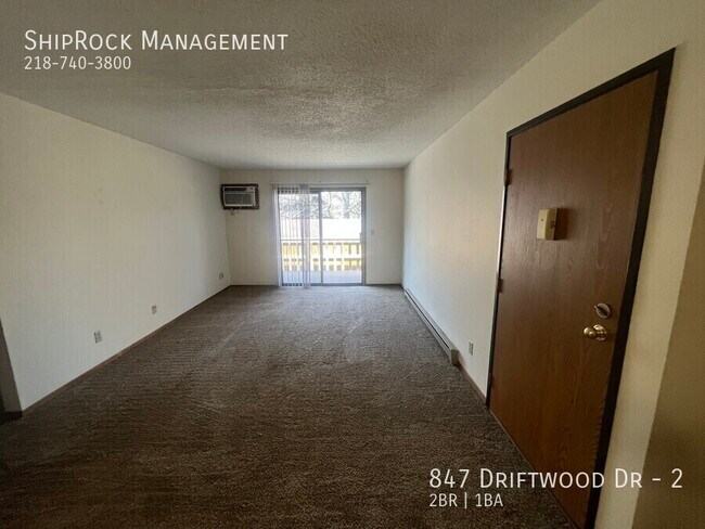 Foto del edificio - 847 Driftwood Dr