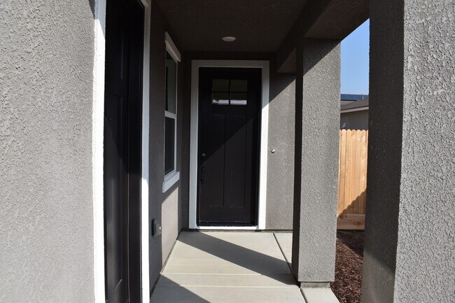 Building Photo - 4649 Jema Wy