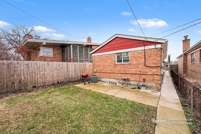 Foto del edificio - 1138 W 115th St