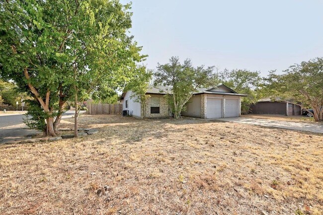 Foto del edificio - 3910 Tamil St