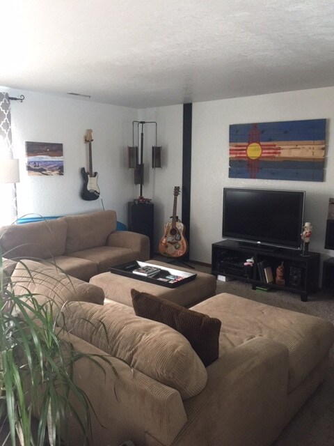 Foto del edificio - 583 W Indian Creek Dr