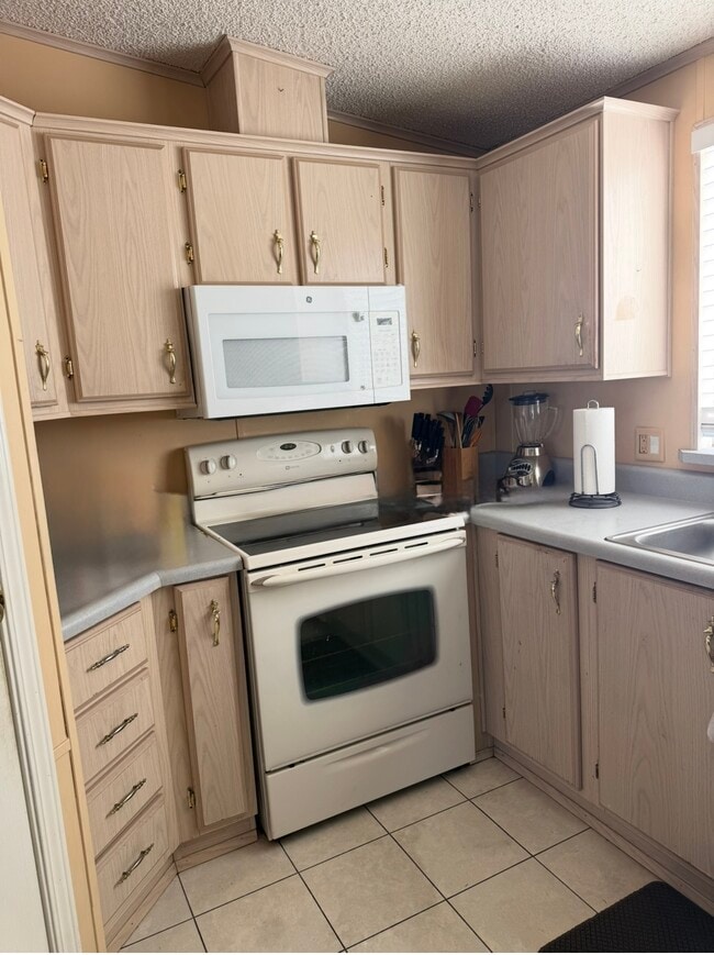 Foto del edificio - 6250 S Oakmont Dr