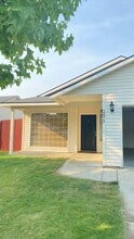 Building Photo - 2475 W Grenoble Ln