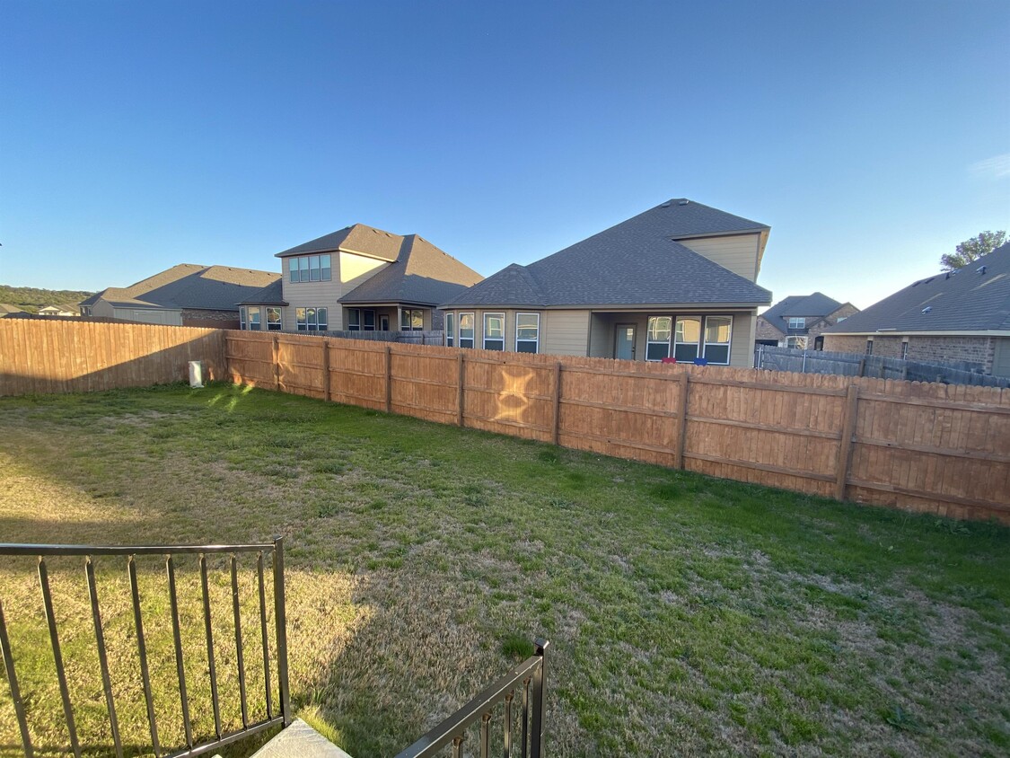Primary Photo - 836 Olive Ln