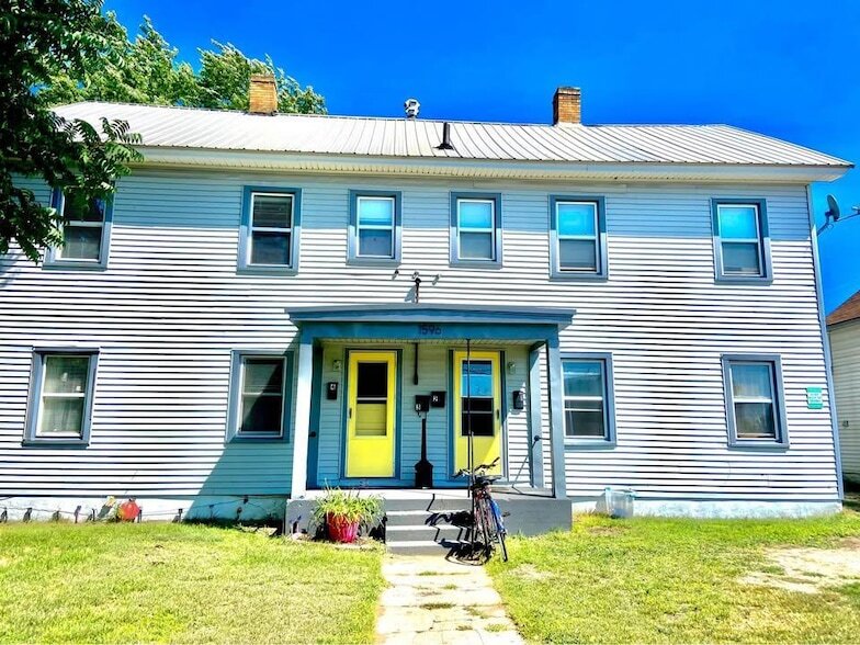 Primary Photo - 1596 8th St