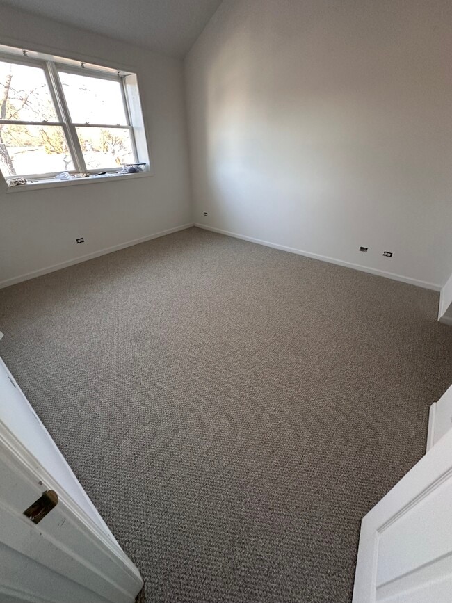 Foto del edificio - 408 N Madison St