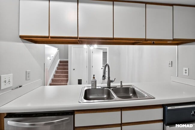 Foto del edificio - 120 Finley Forest Dr