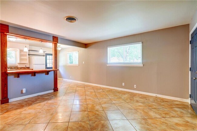 Foto del edificio - 1206 Brentwood St