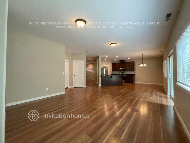 Building Photo - 19426 90 Ave Ct E