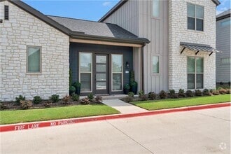 Building Photo - 400 Retriever Rd
