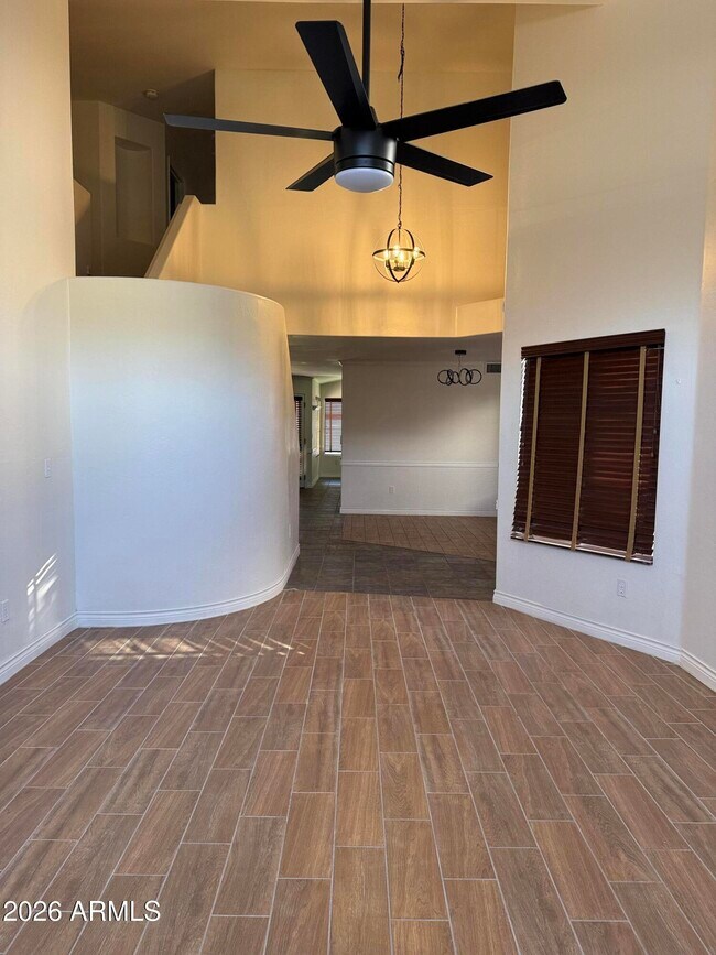 Foto del edificio - 518 W Scott Ave