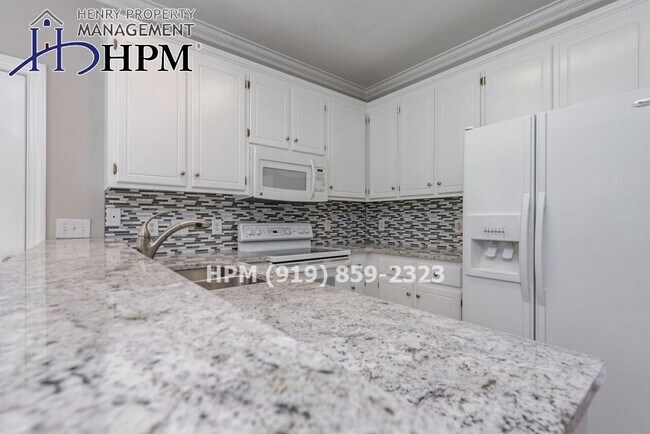 Building Photo - 3 Bedrooms in Charleston Village Subdivision
