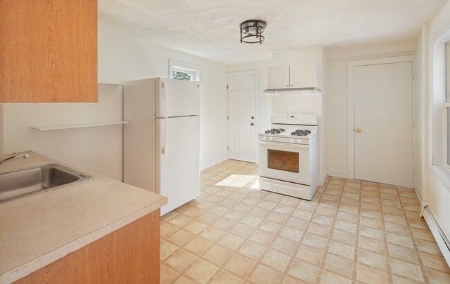 Building Photo - 59 Woodville St