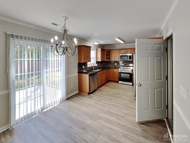 Foto del edificio - 4097 Village Park Ct