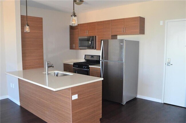 Foto del edificio - 16 Centre Sq Cir