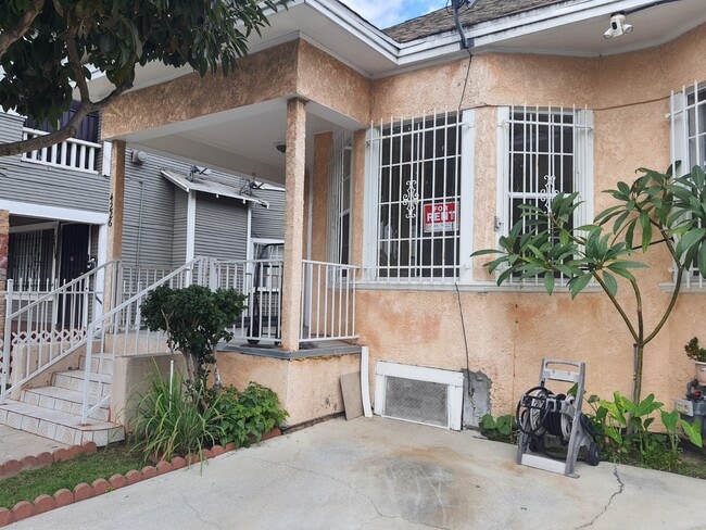 Foto del edificio - 4226 Wall St