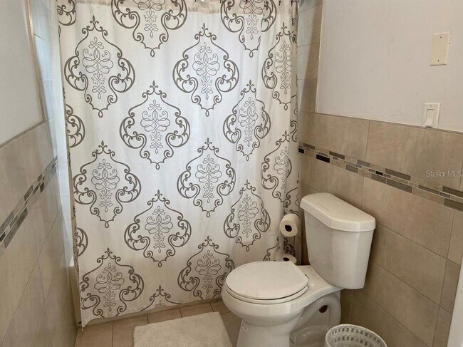 Photo - 2807 41st Ave N (Saint Petersburg, FL) Apartment