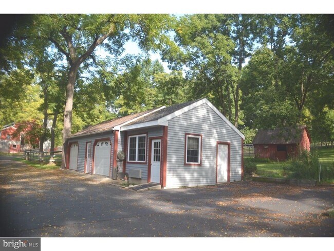 Foto del edificio - 2111 Gallows Hill Rd