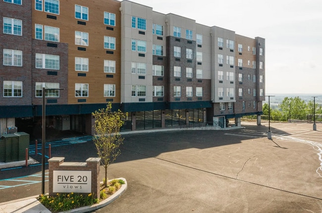 Building Photo - 520 Cliff St