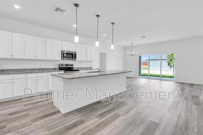 Foto del edificio - 207 Baytree Dr