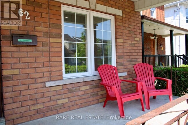 Photo du bâtiment - 62 Sellers Ave