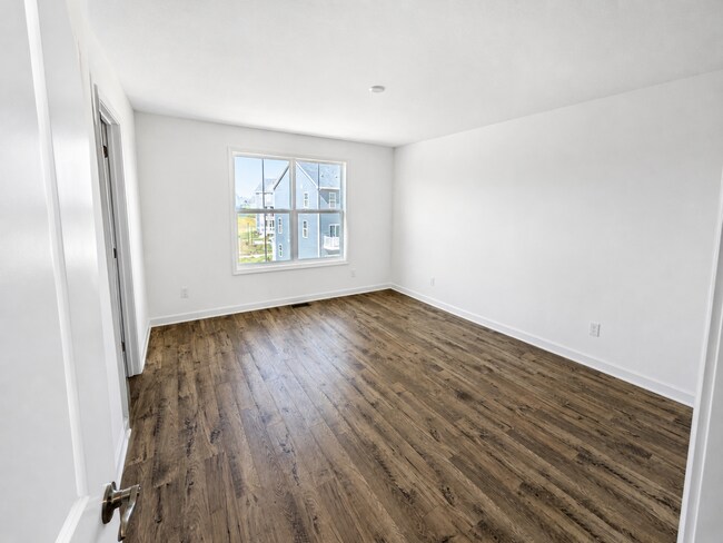 Foto del edificio - Modern Blacksburg Townhome with Garage, Balcony, Internet & Water Included with the Rent