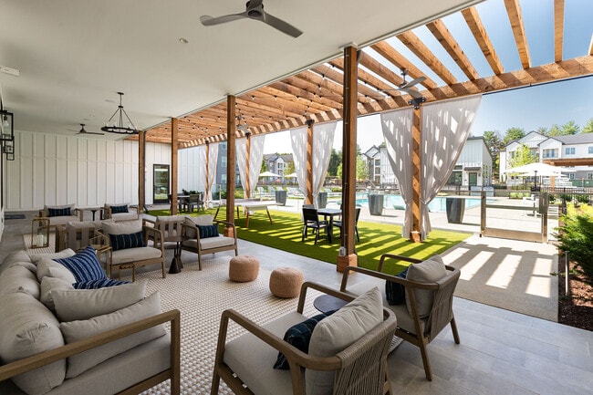 Outdoor Entertainment Pavilion - Bexley Spring Hill