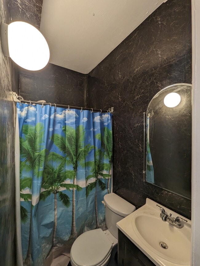 shower - 1145 NW 48th St