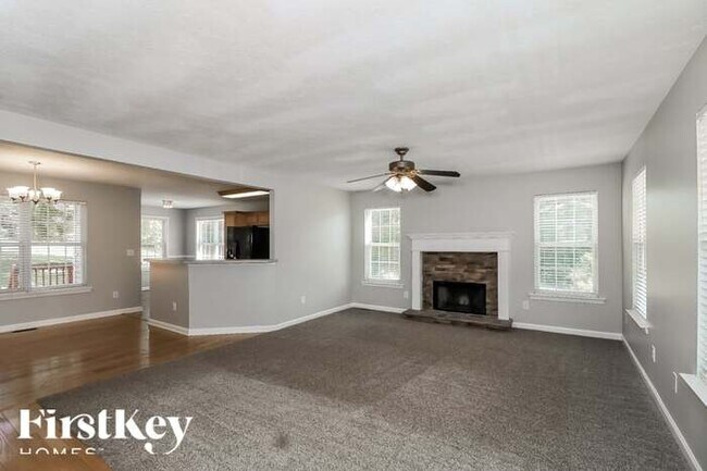 Building Photo - 6290 Dexters Dr