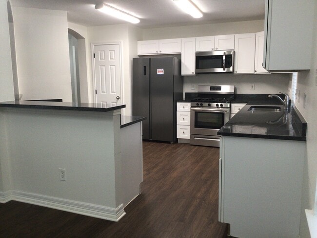 Building Photo - 16303 Mango Ridge Ct